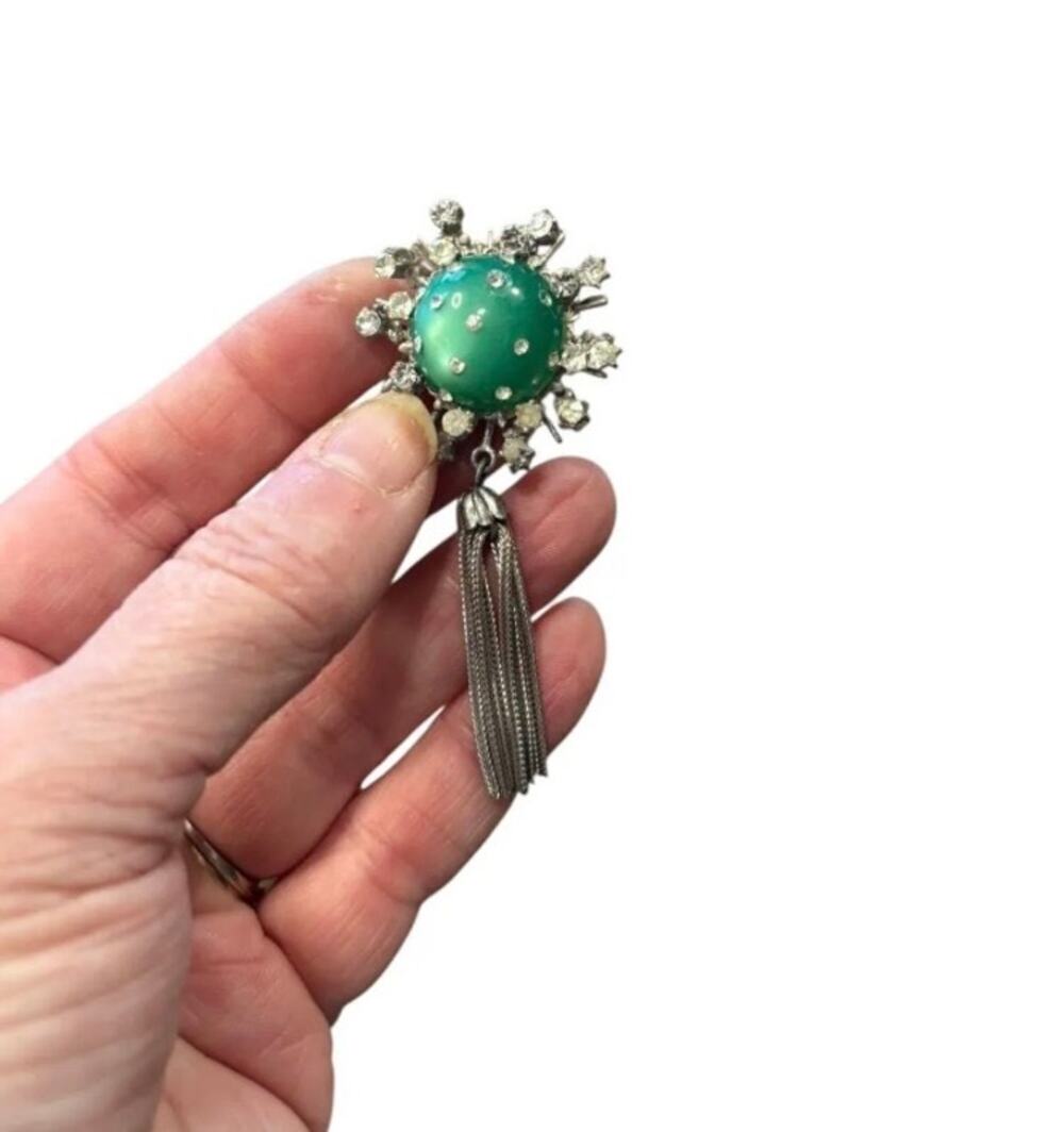 Vintage Green Cabochon Rhinestone Starburst Tassel Brooch Mid Century Silver